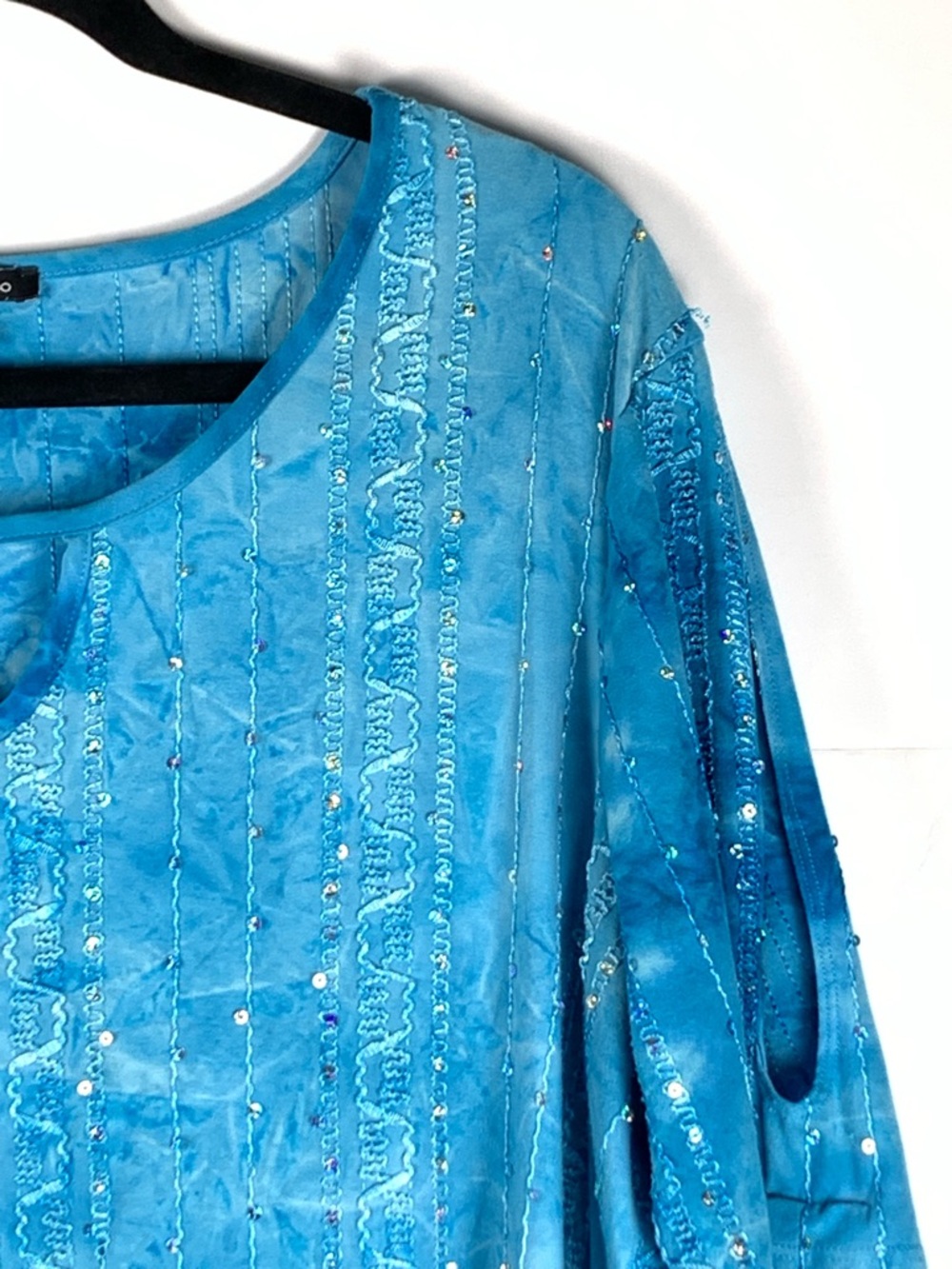 Sami & Jo Womens Top XL Blue Sequin Embellished Slit Tie Sleeve Stretch - Picture 5 of 14